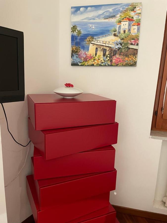 Appartement Ti Racconto Il Mare à Salernes Extérieur photo