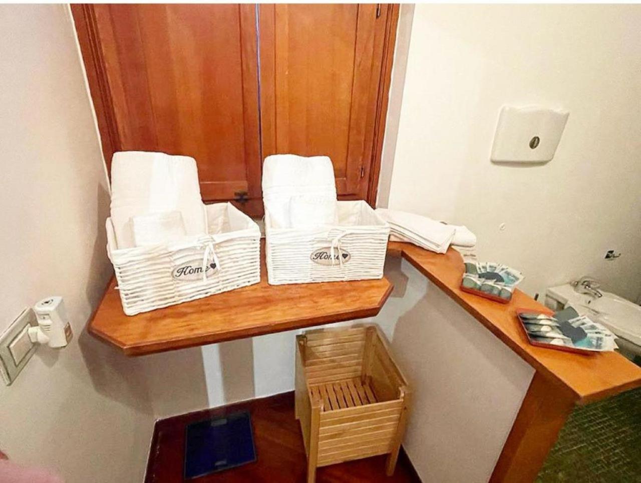 Appartement Ti Racconto Il Mare à Salernes Extérieur photo