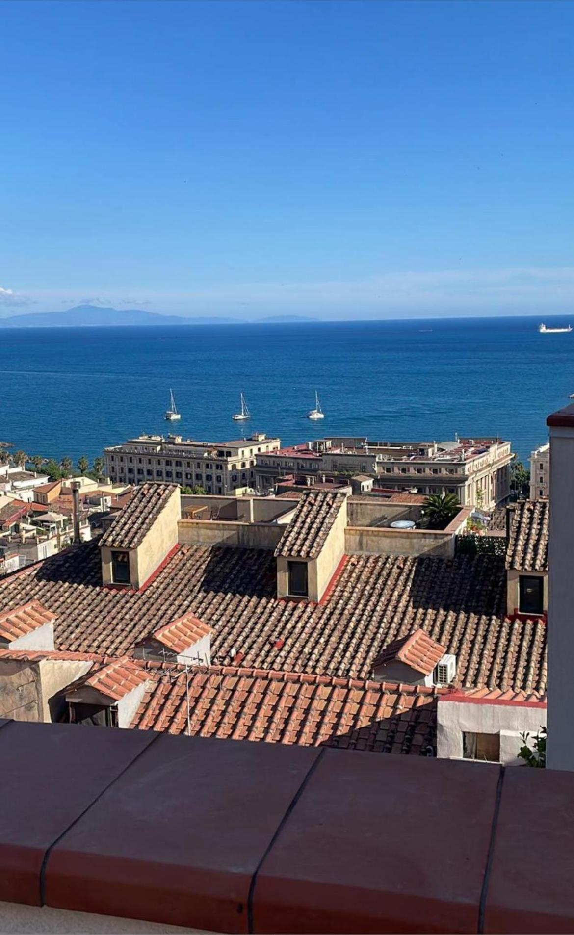 Appartement Ti Racconto Il Mare à Salernes Extérieur photo